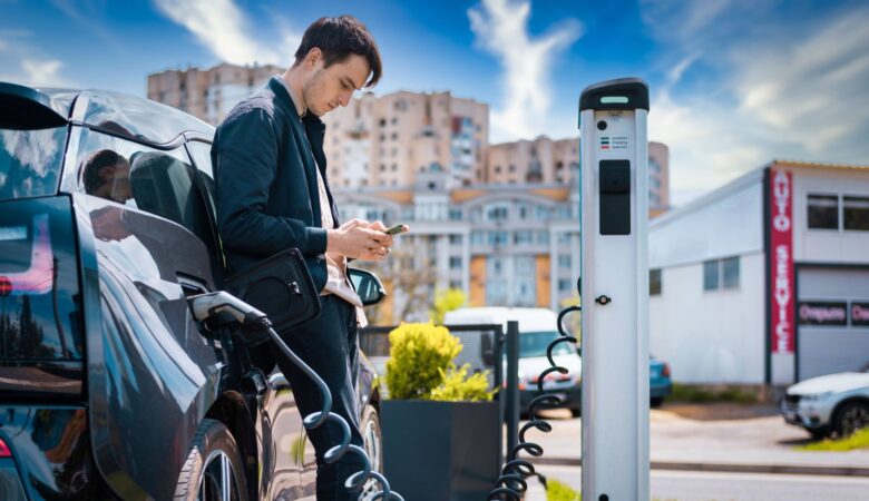 What Factors Affect the Cost of Commercial EV Charging Stations?